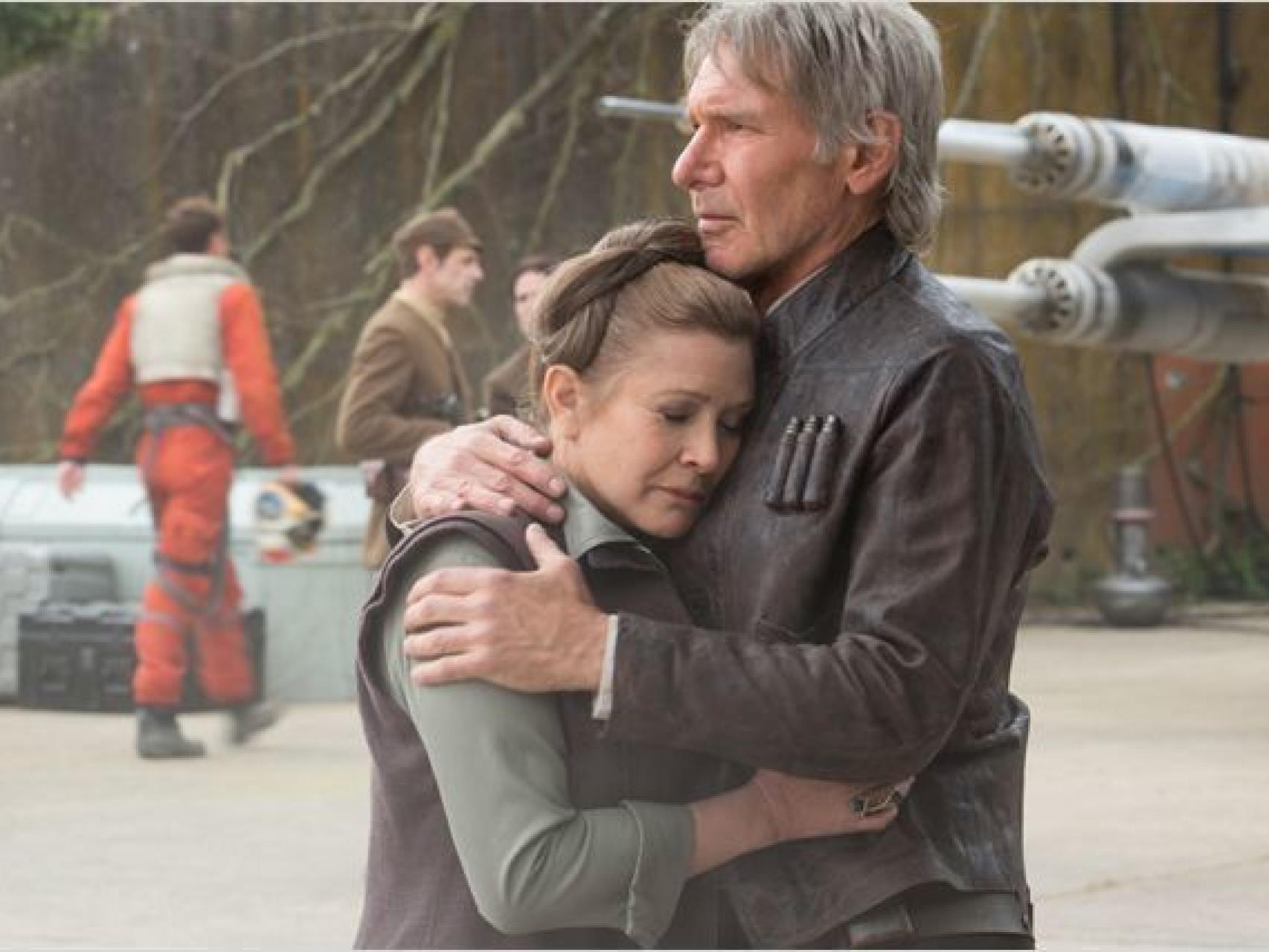 Harrison Ford y Carrie Fisher en Star Wars, el despertar de la fuerza.