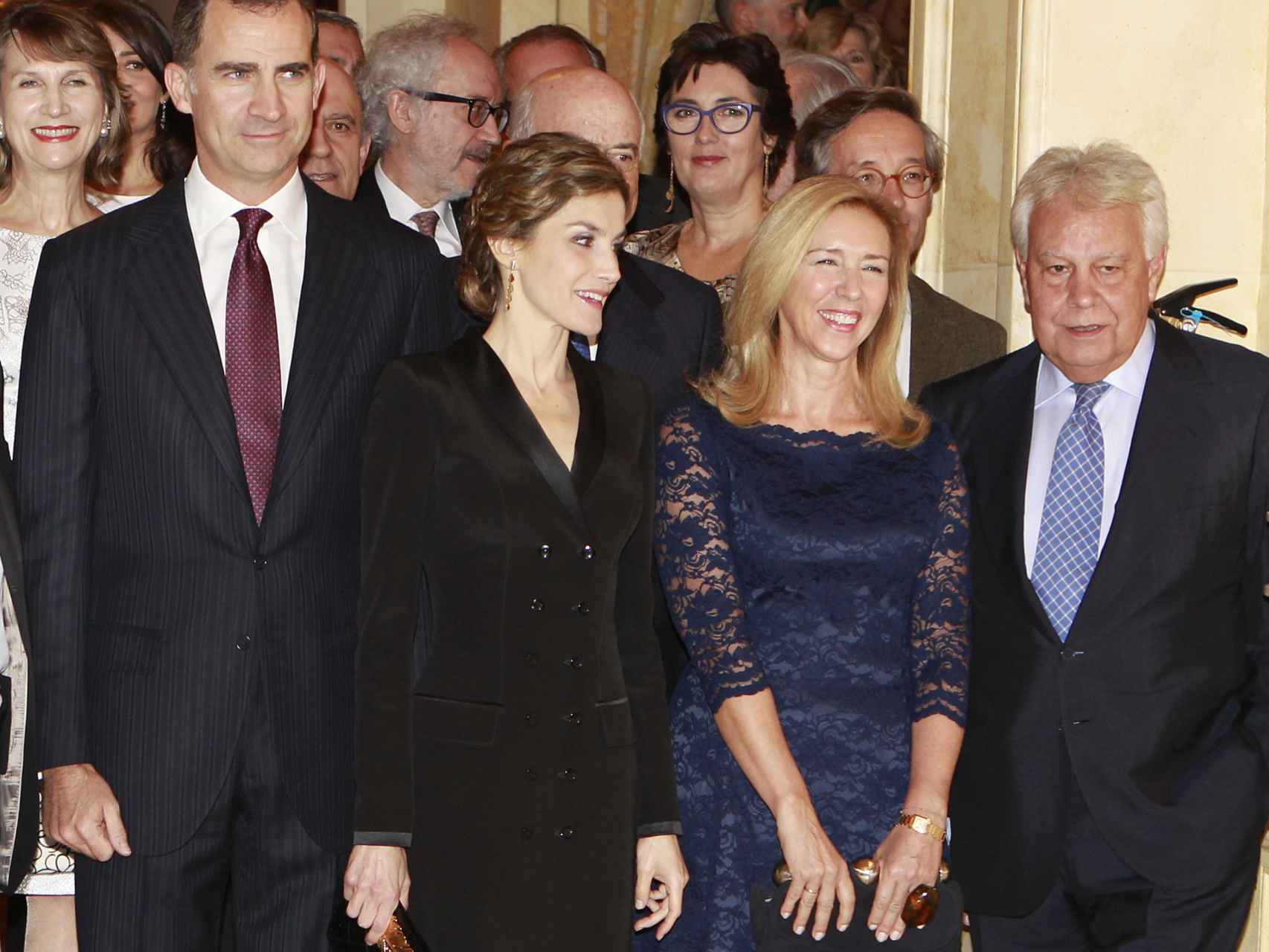Felipe González y su mujer, con los reyes Felipe y Letizia