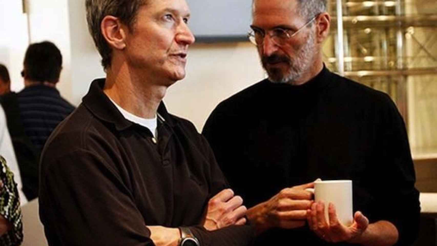 Tim Cook y Steve Jobs.
