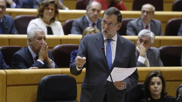 El presidente del Gobierno en la sesión  de control del Senado.