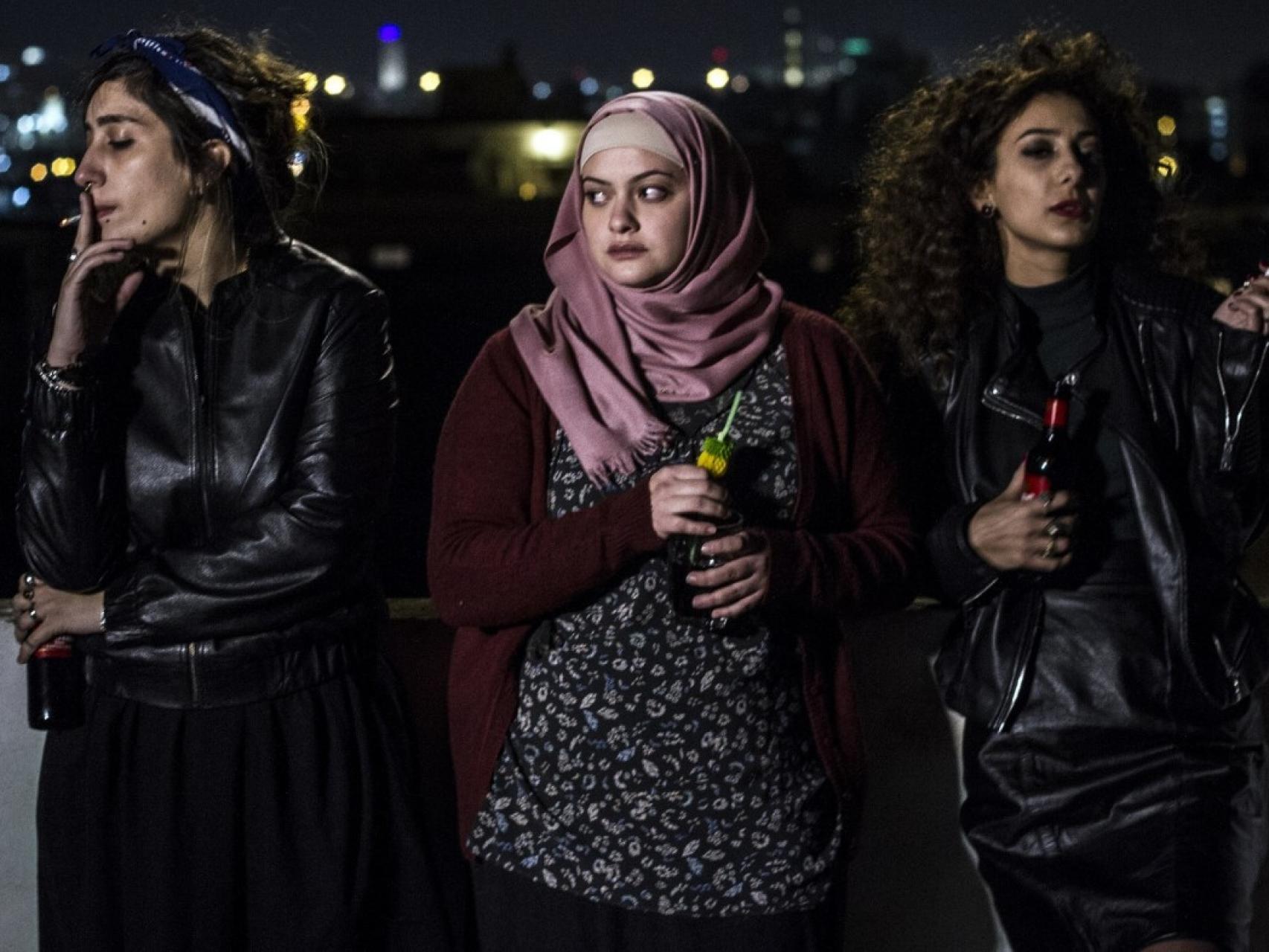 Las tres protagonistas de Bar Bahar.