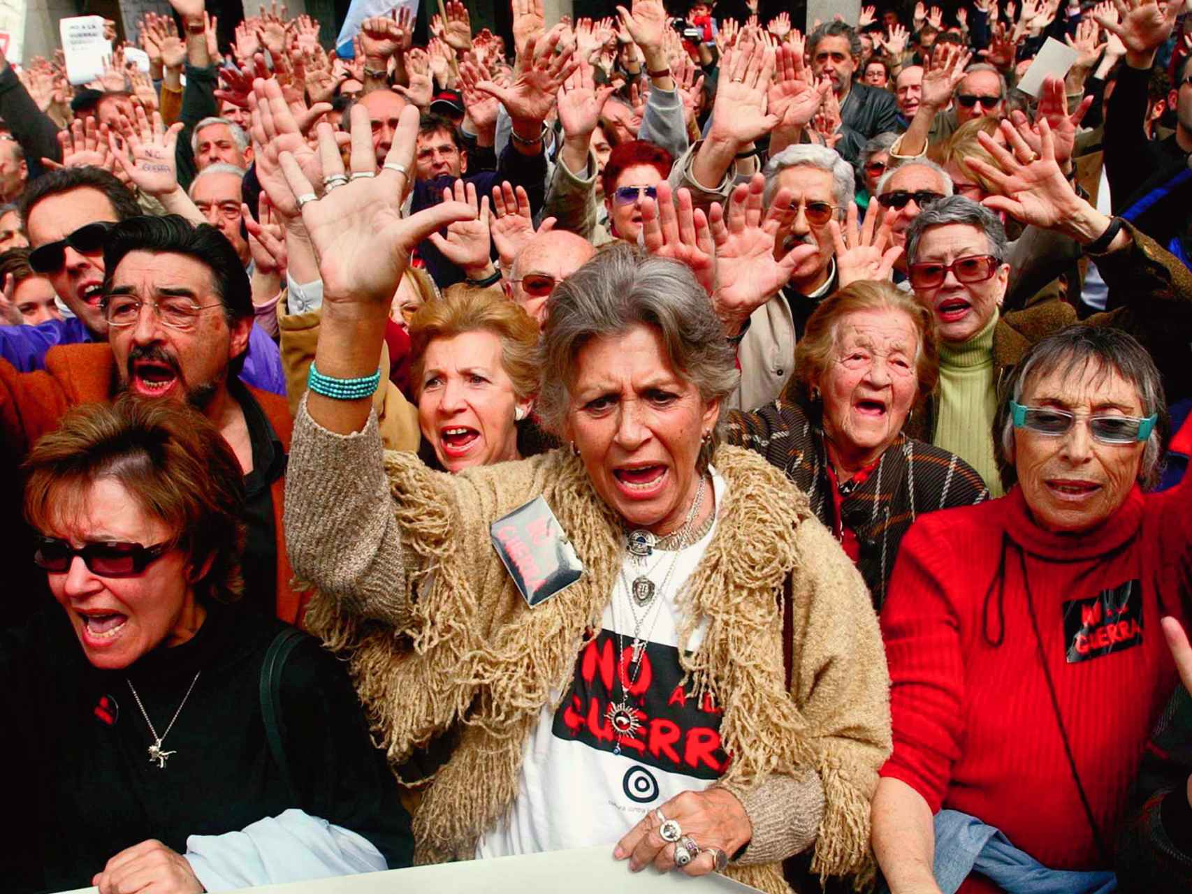 Pilar Bardem en 2003, en la manifestación del No a la guerra.