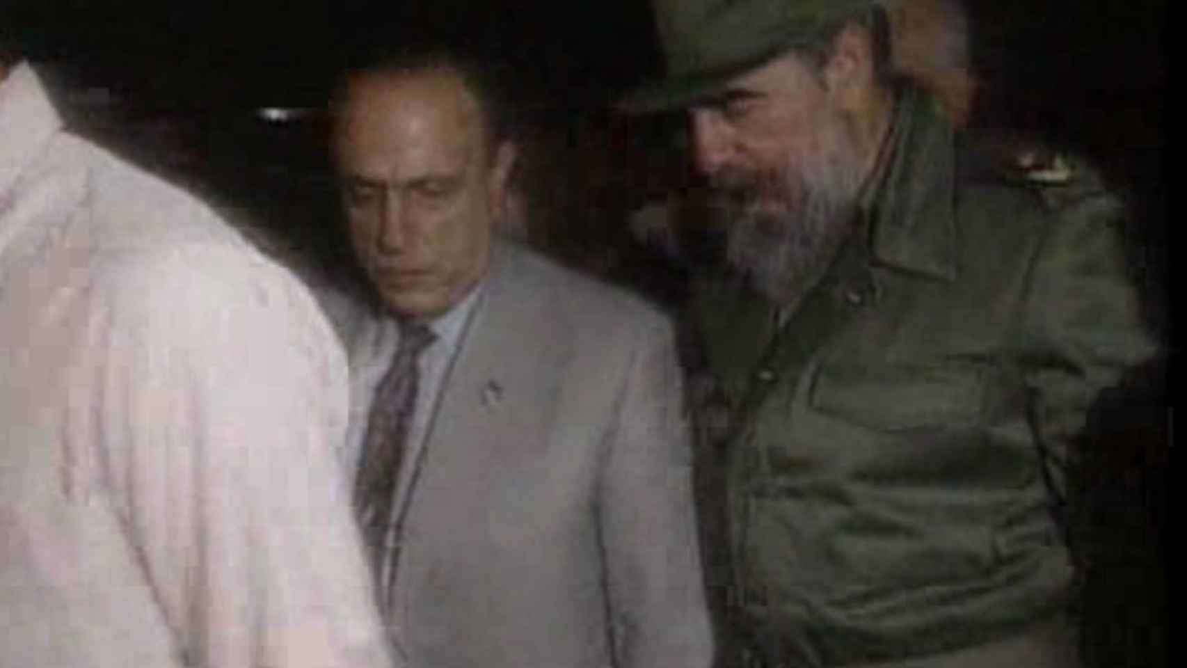 Fraga en su visita a Cuba en septiembre de 1991.