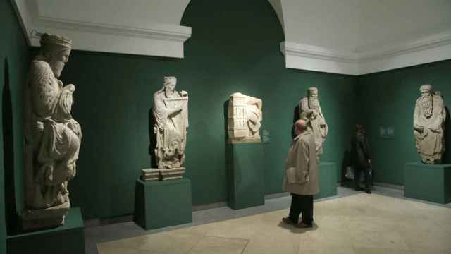 El Museo del Prado presenta Maestro Mateo, una muestra monográfica con obras realizas por el Maestro Mateo para la catedral de Santiago de Compostela que incluye piezas que fueron retiradas de su emplazamiento original.