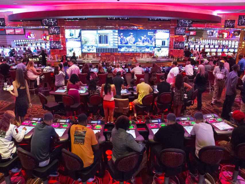Interior de uno de los casinos de Cordish Group.