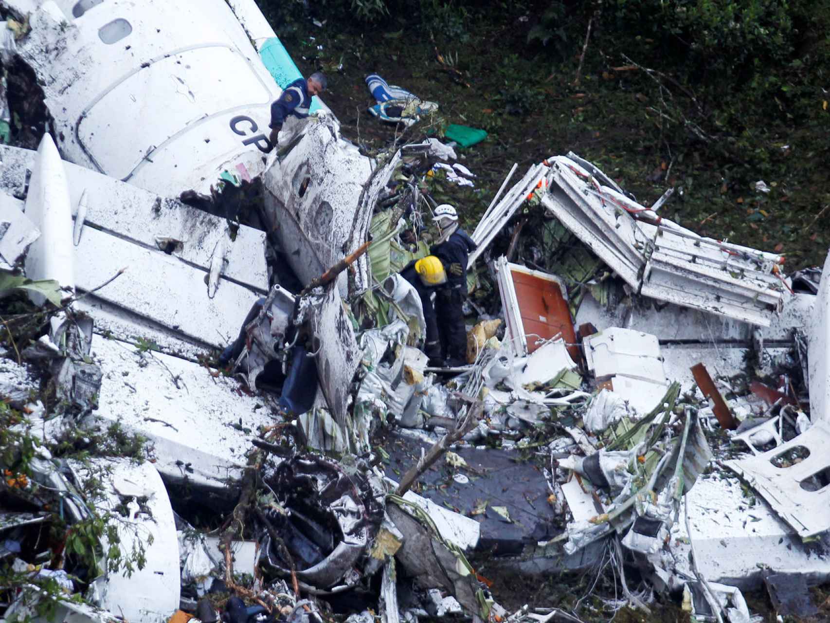 71 personas fallecieron en el accidente del avión que trasladaba hasta Colombia al equipo de fútbol brasileño.