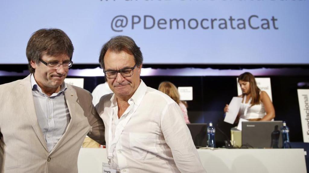 Artur Mas y Carles Puigdemont, al término del Congreso Fundacional de la nueva Convergencia