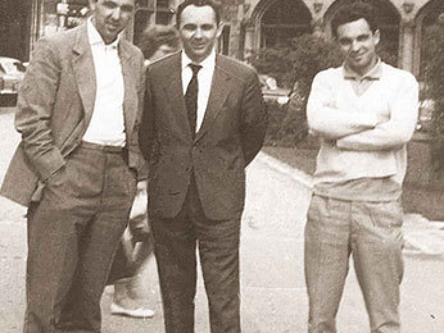 Los tres hermanos fundadores, en la década de los 50.