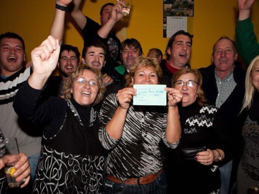 Muchos de los vecinos premiados con El Gordo decidieron invertir su dinero en mejoras para sus cultivos.