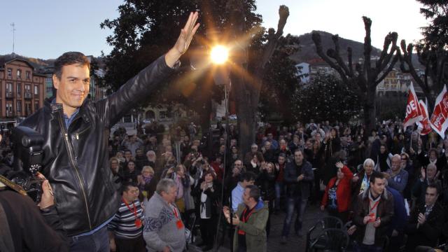 Sánchez, al terminar su mitin en Asturias.