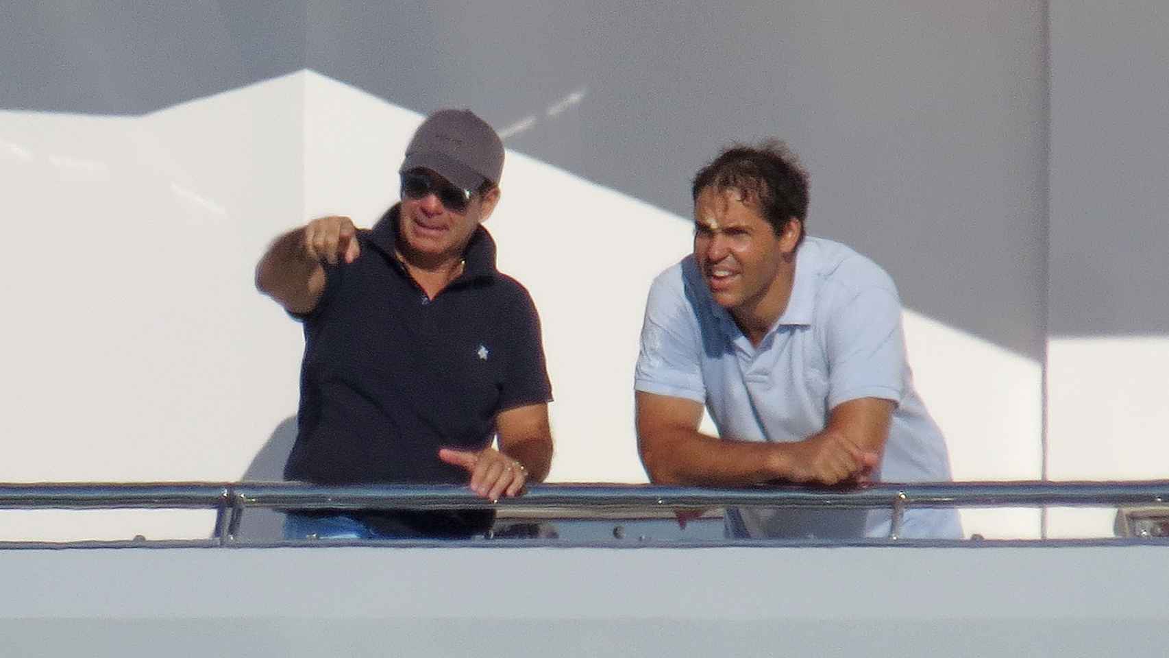 Víctor Vargas junto a Luis Alfonso de Borbón en Marbella en agosto de 2015.