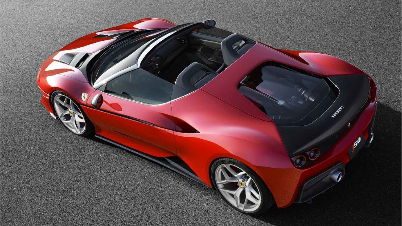 160711-car-Ferrari_J50_r