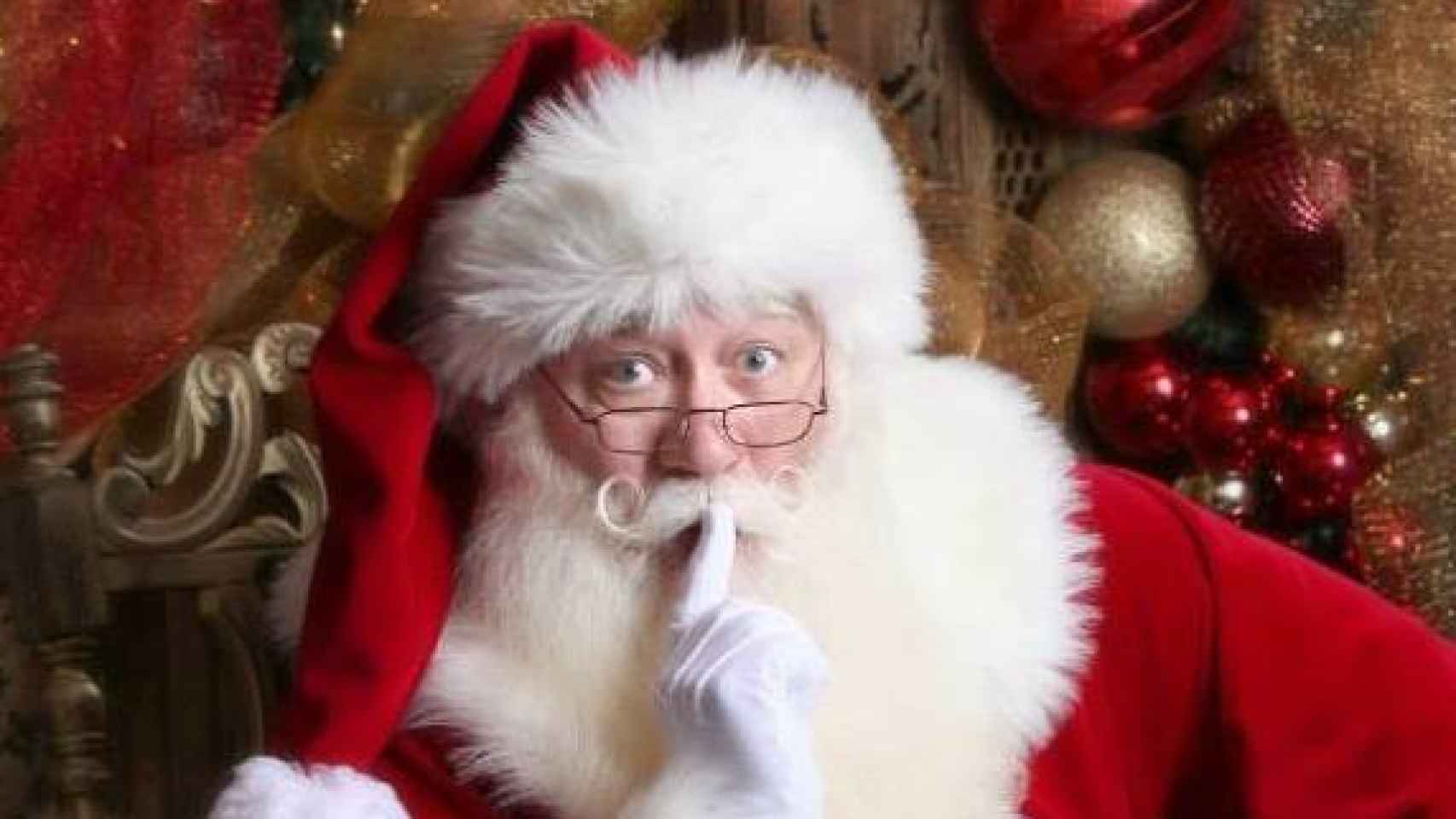 Eric Schmitt-Matzen vestido de Santa Claus.