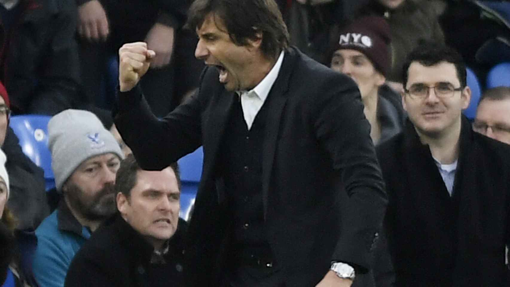 Antonio Conte celebra la victoria.