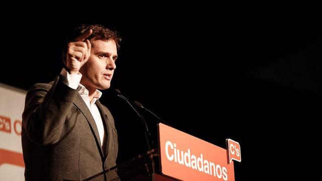 Albert Rivera, en un acto con militantes en Valencia.