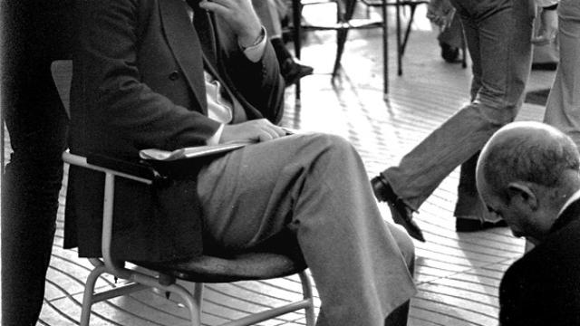 Alfons Quintà en Barcelona en 1977. / MANEL ARMENGOL