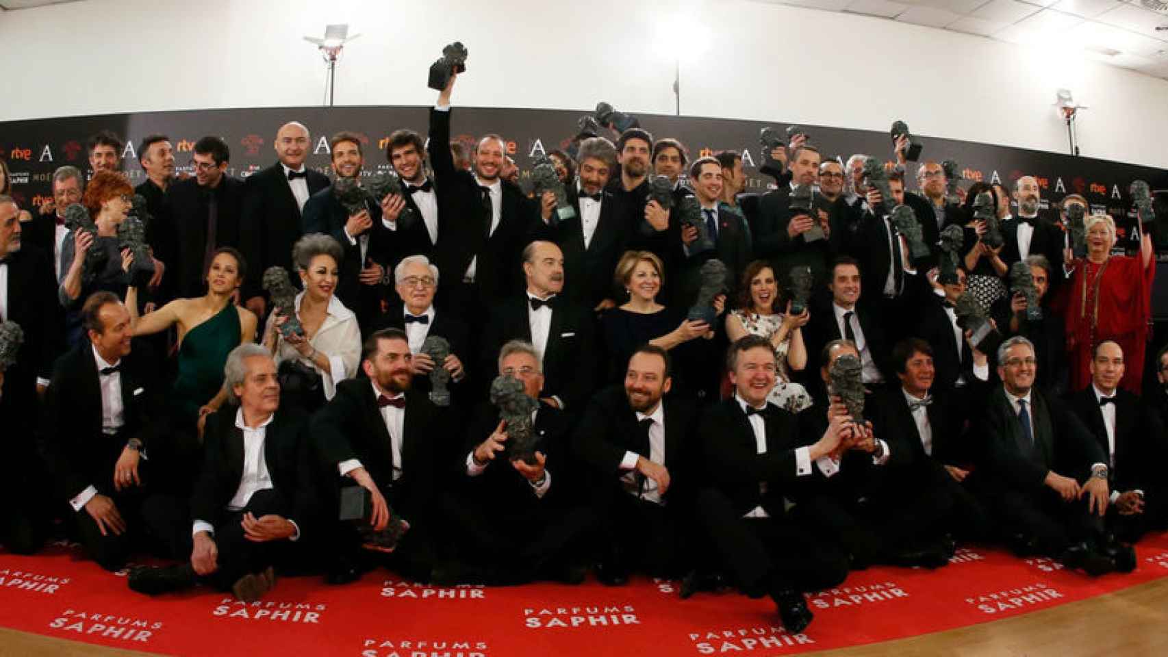 Foto de grupo de galardonados de los últimos Premios Goya.