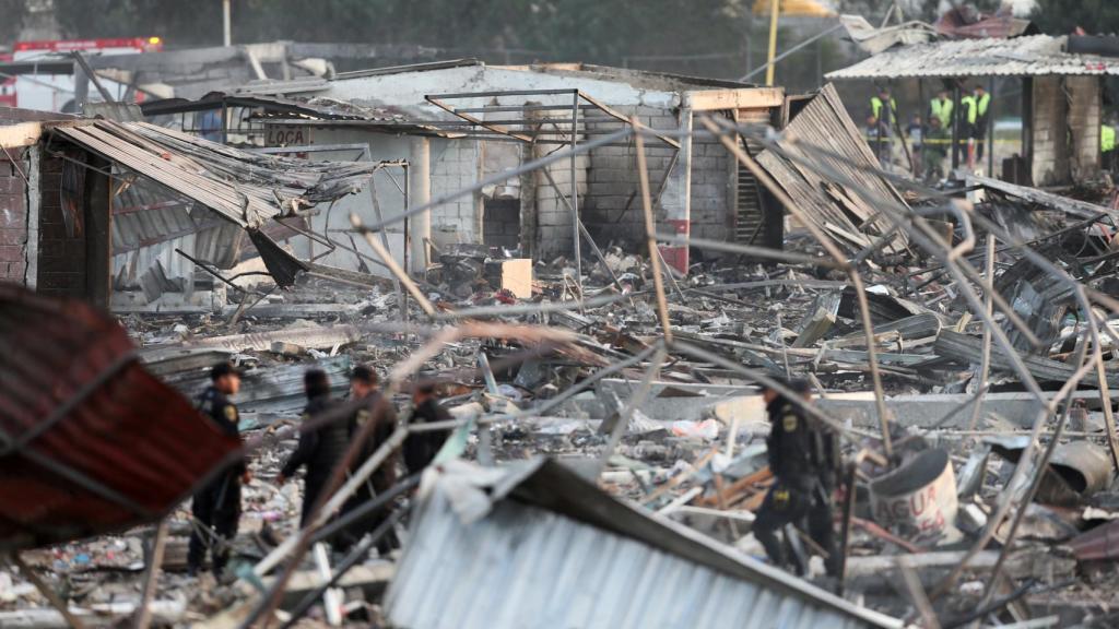 Al Menos 32 Muertos Y Decenas De Heridos Al Explotar Un Mercado De Pirotecnia En México 2618