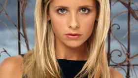 Sarah Michelle Gellar ('Buffy') confunde a George Michael con Boy George
