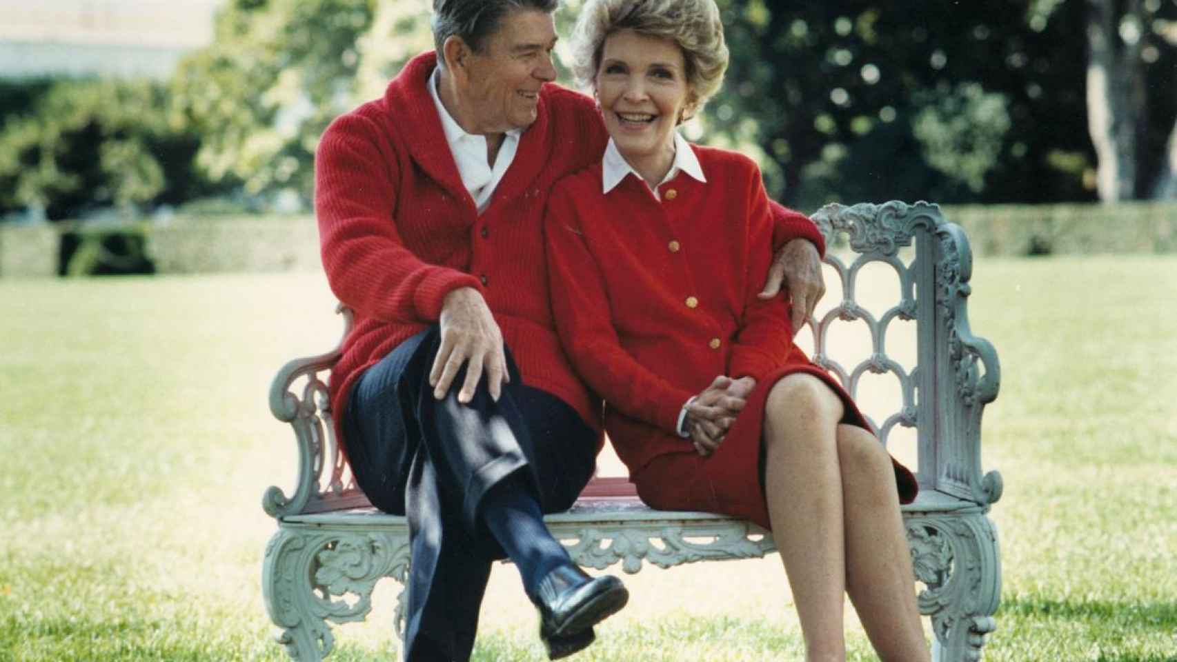 La controvertida primera dama Nancy Reagan con su marido, el presidente Ronald Reagan