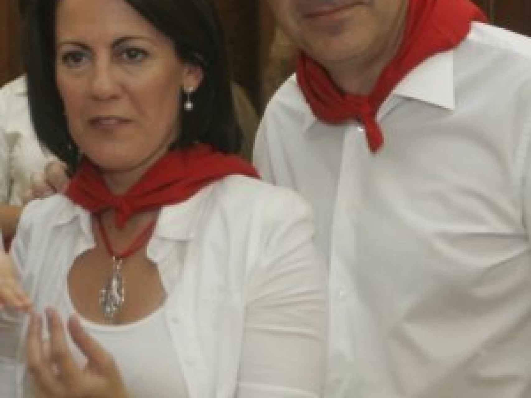 Yolanda Barcina con su ex marido durante unos sanfermines.