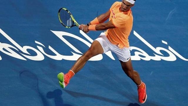 Nadal, durante la final del torneo de Abu Dhabi.