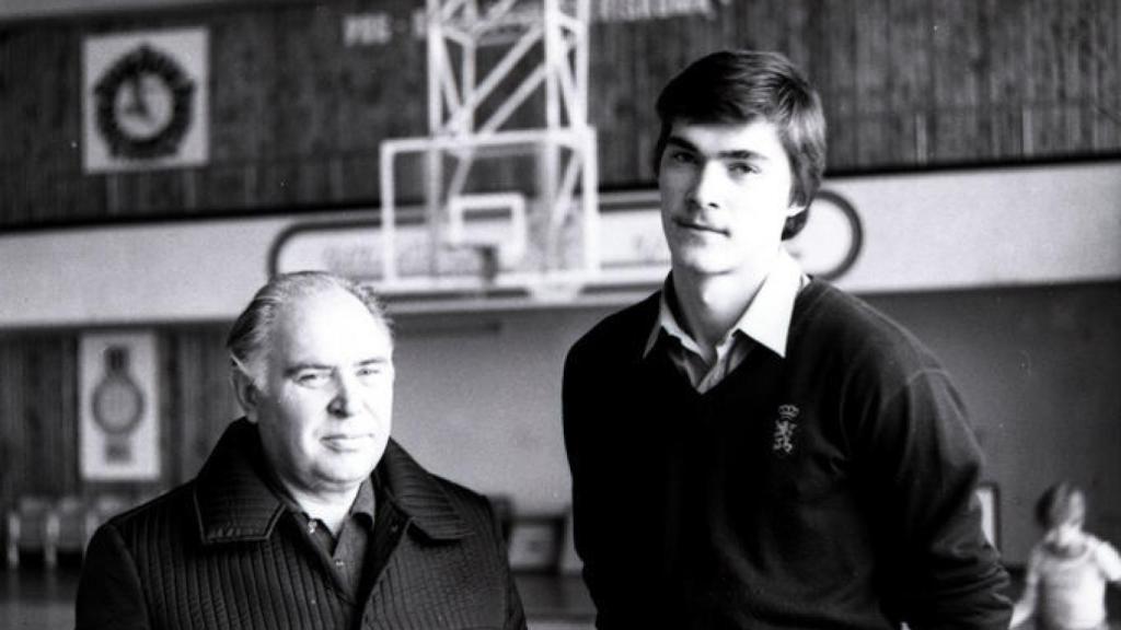 Arvydas Sabonis a los 17 años.