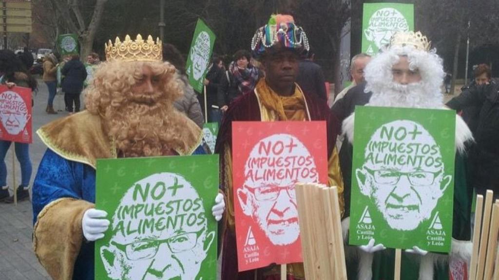 asaja-protesta-carbon-montoro-alimentos-1