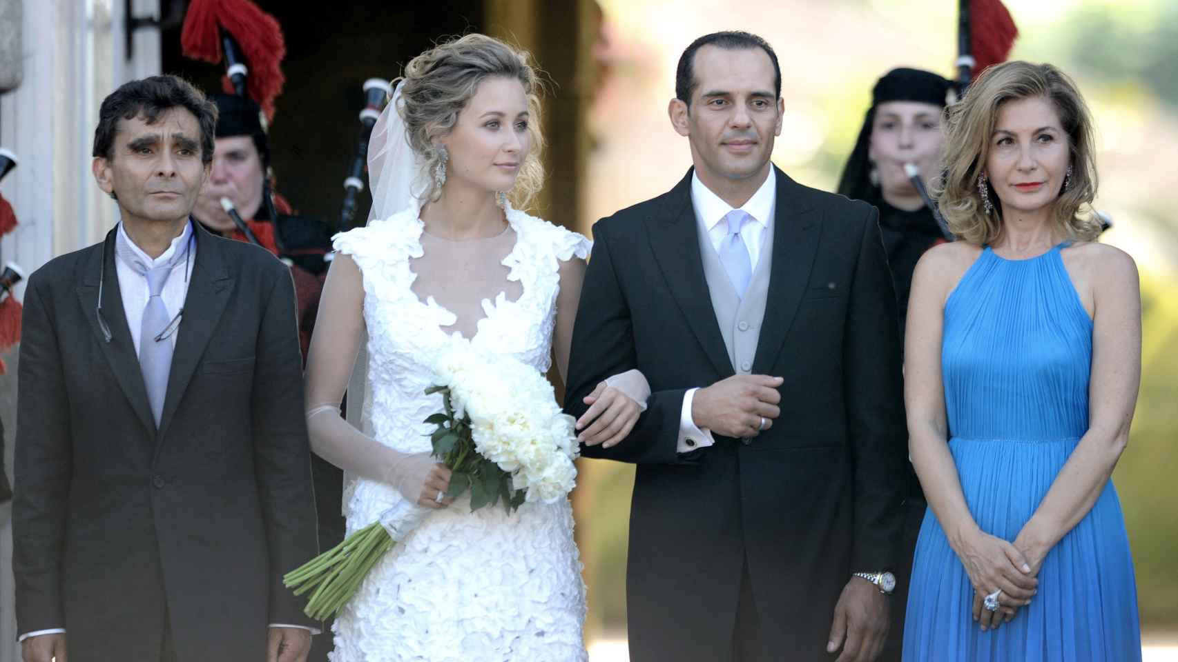 Adolfo Domínguez y su mujer, en la boda de su hija Tiziana