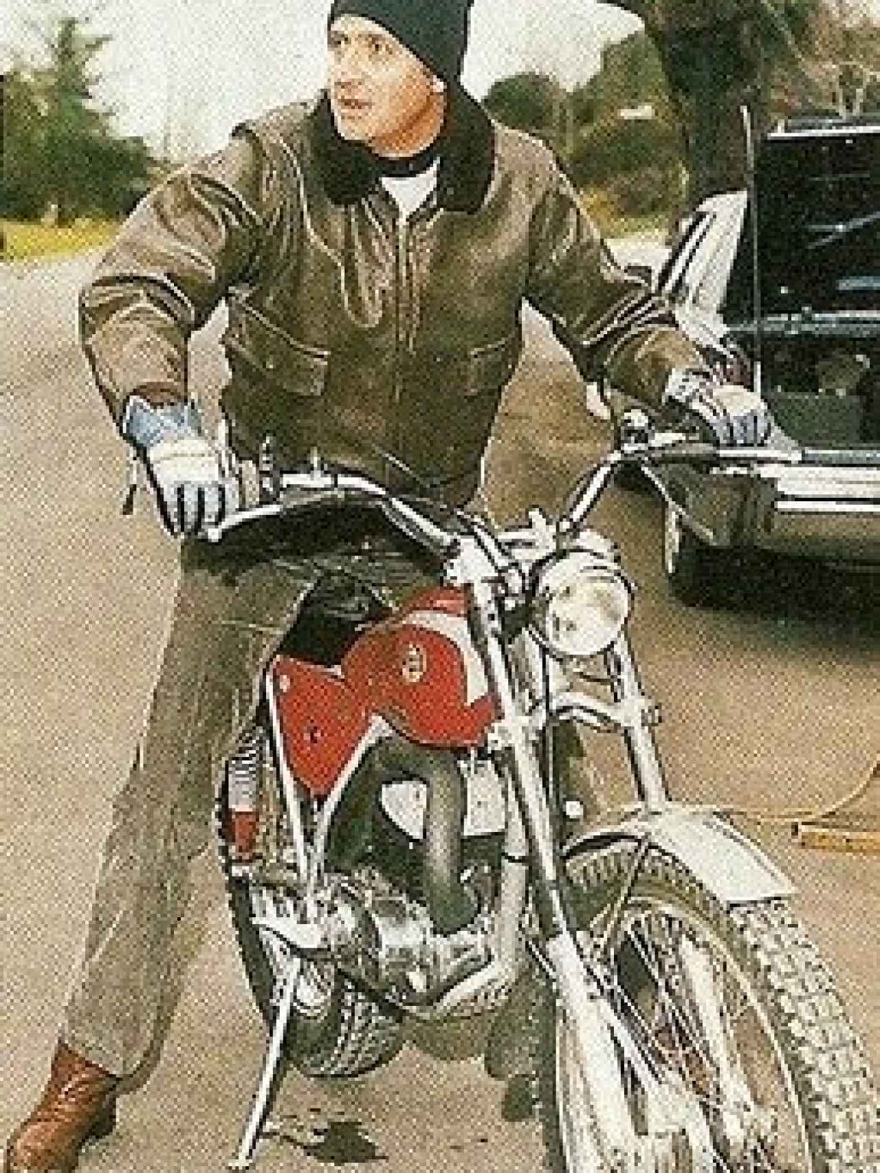 Juan Carlos I con una de sus motos.