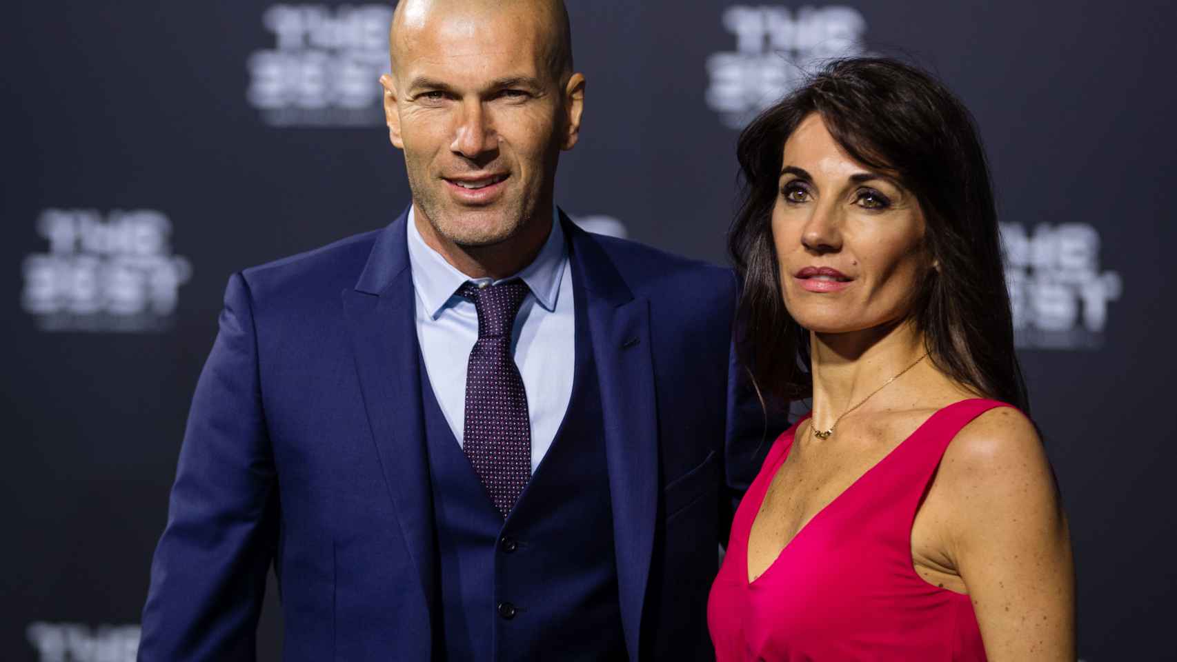Zinedine Zidane con su mujer en la gala de la FIFA.