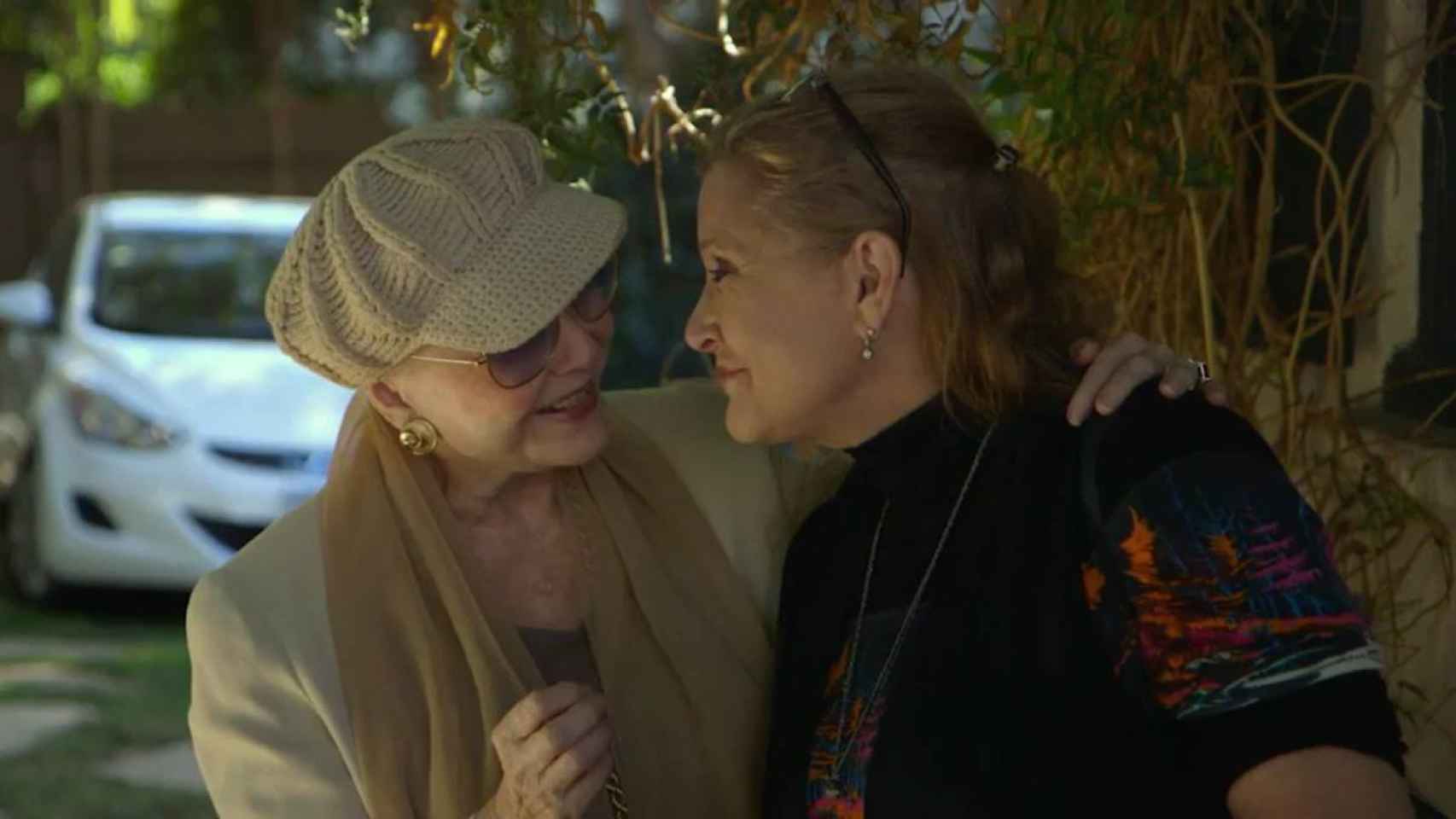 Carrie Fisher y Debbie Reynolds en una imagen del documental.