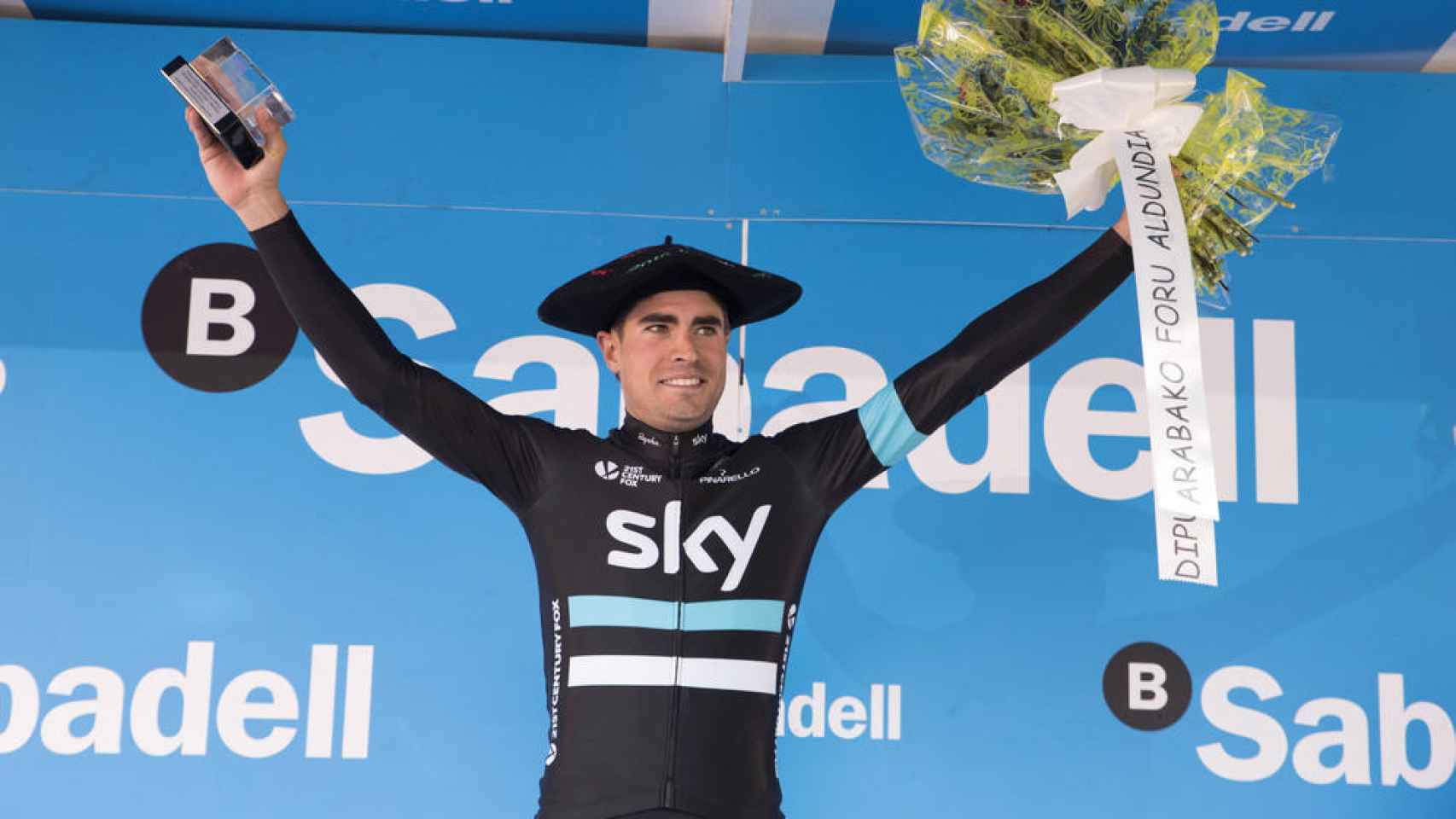 Mikel Landa,tras ganar la etapa del Itzulia en la Vuelta al País Vasco 2016.