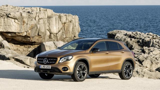 Los Mercedes GLA y GLA 45 AMG se renuevan estética y tecnológicamente