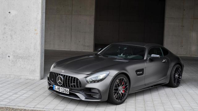 Mercedes AMG GT C Coupé, una nueva variante del gran turismo alemán