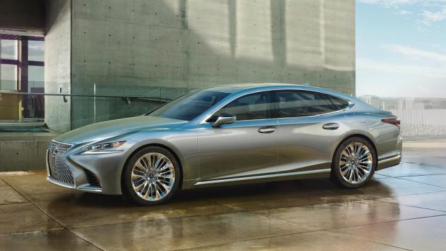 Lexus LS 2017, el punto de referencia japonés