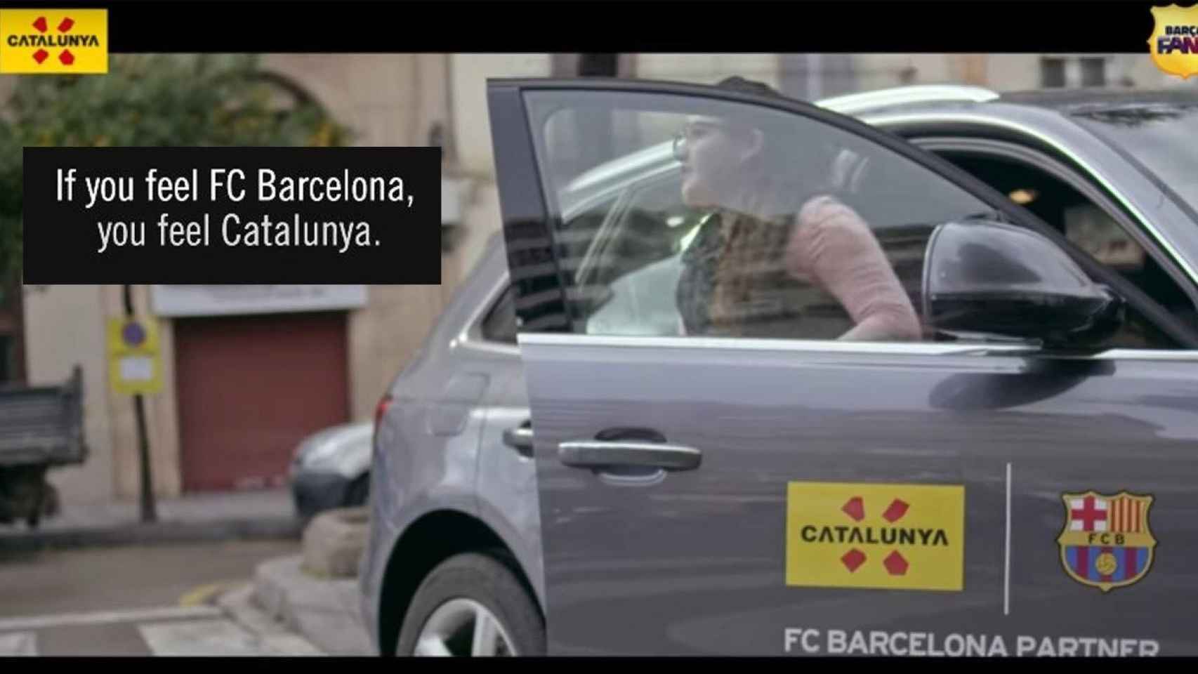 Captura del vídeo promocional de Cataluña en el que se lee: Si sientes el Barça, sientes Catalunya.