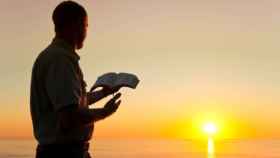 Las mejores aplicaciones para leer la Biblia desde el móvil