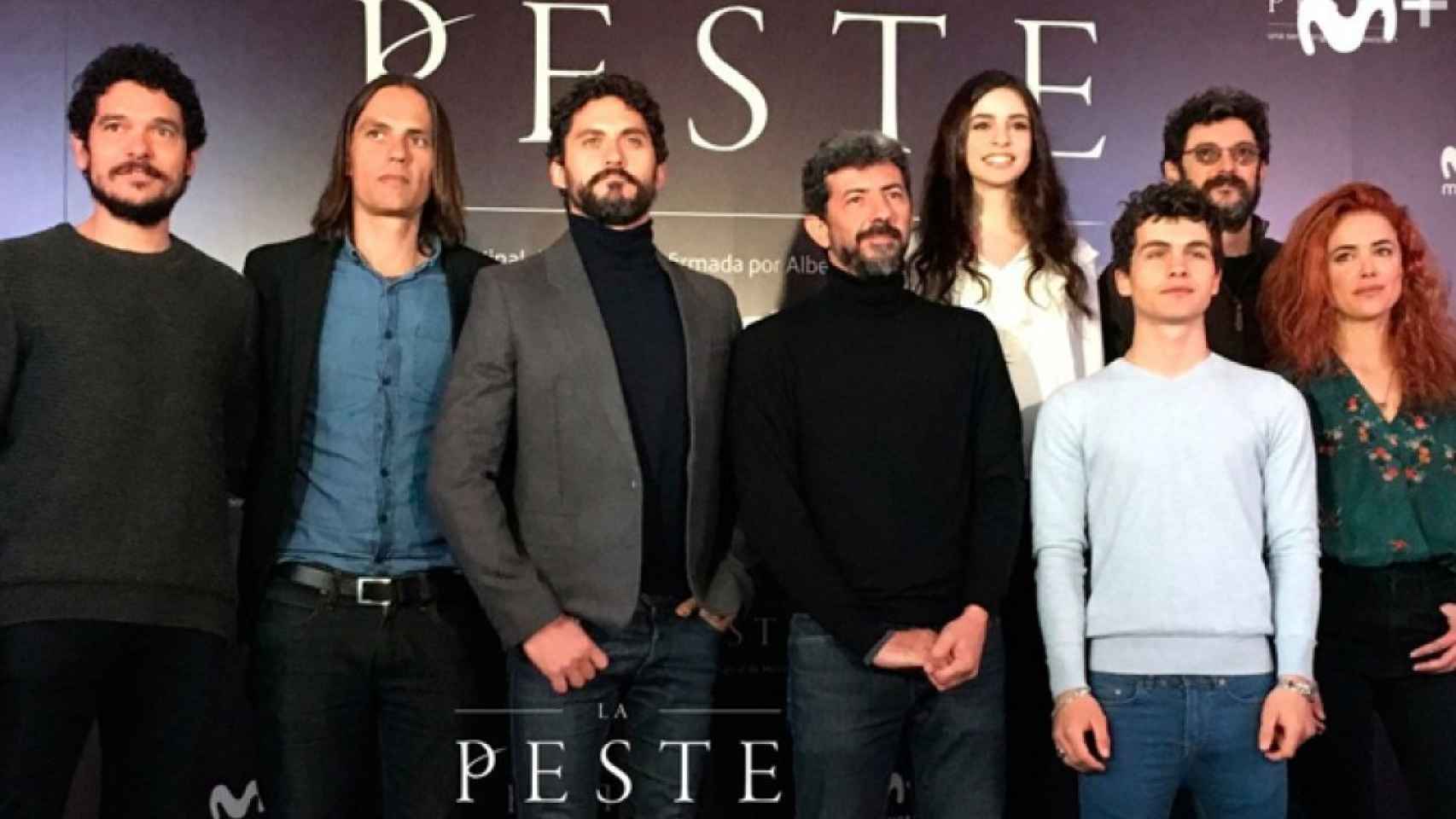 Elenco de 'La peste', una de las producciones originales de Movistar+.