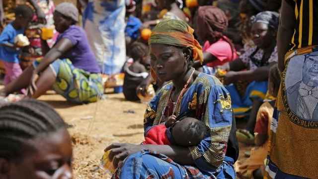 Al menos 50 muertos en un bombardeo del Ejército nigeriano en un campo de refugiados
