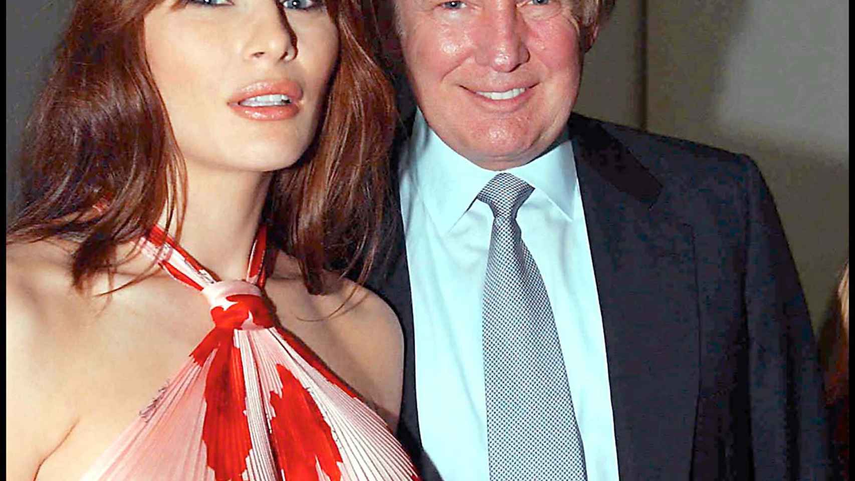 Melania y Donald Trump, en una fiesta en 2003, cuando eran novios