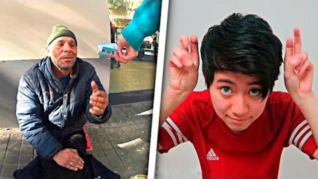 El youtuber ReSet y el mendigo víctima de su broma.
