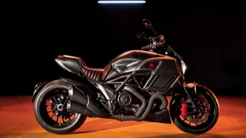 Ducati Diavel Diesel: moda y deportividad se dan la mano