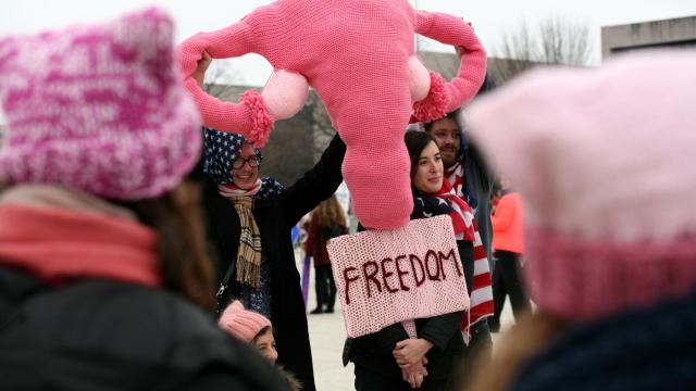 Una manifestante en la Marcha de las Mujeres este sábado en Washignton.