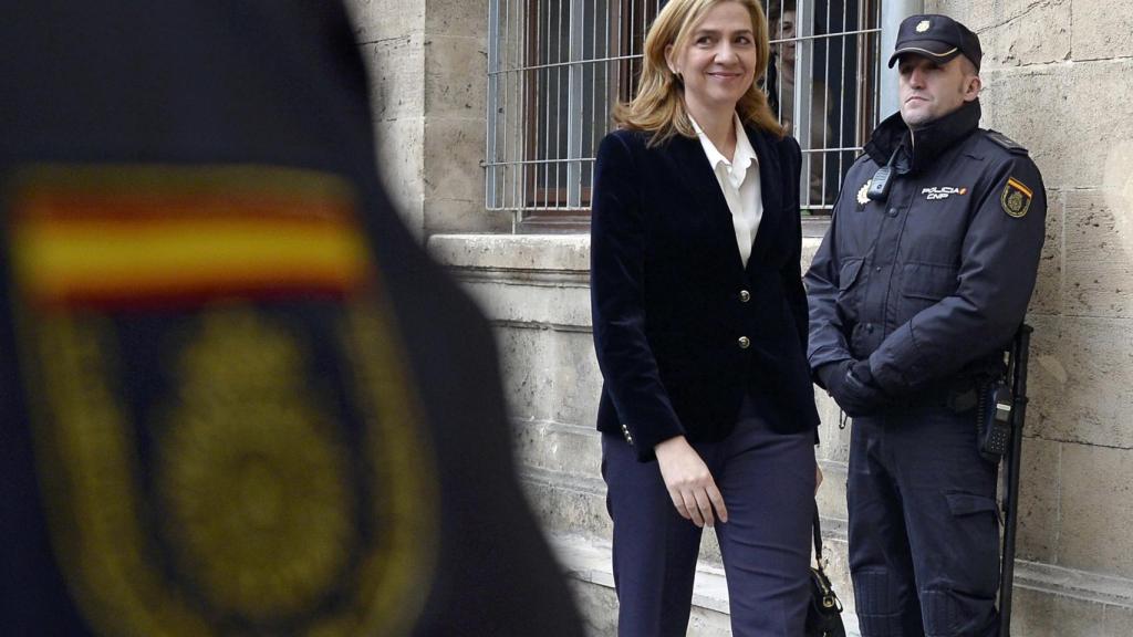 La infanta Cristina, a su llegada a los juzgados en 2014.