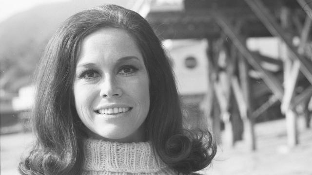 La actriz Mary Tyler Moore.