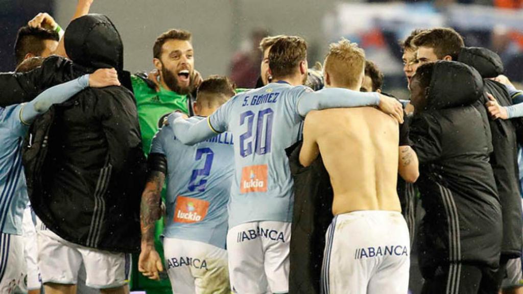 Los jugadores del Celta celebran el pase a semis Foto:rccelta.es