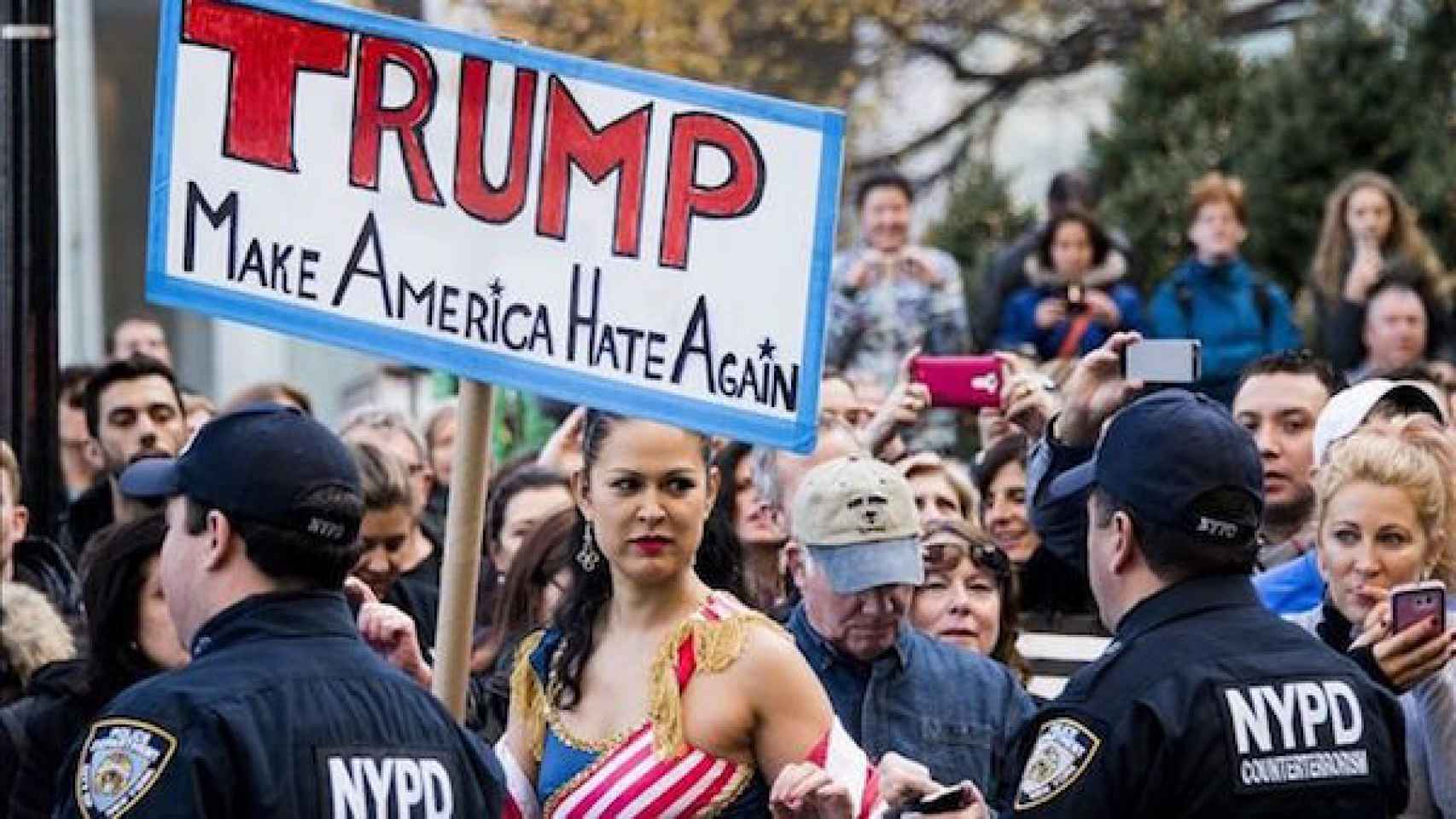 Manifestación de mujeres contra Donald Trump.
