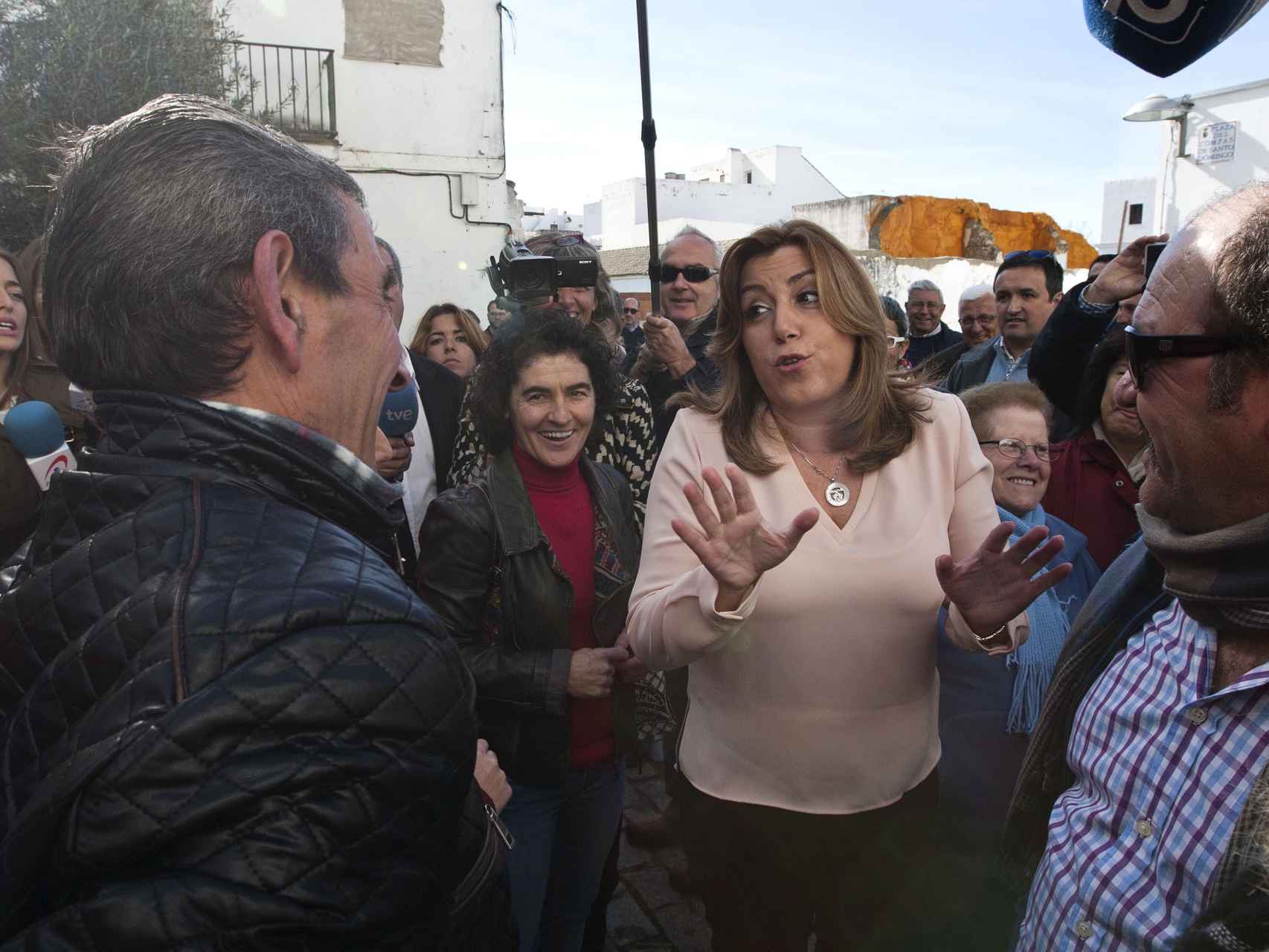 Susana Díaz antes de su acto político este sábado en Alcalá de los Gazules (Cádiz)