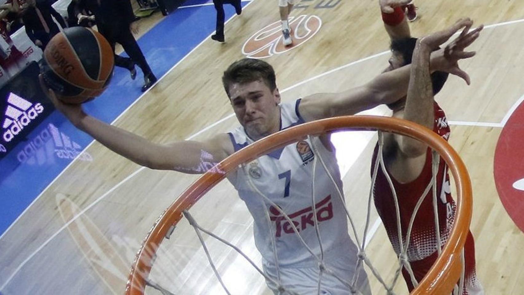 Luka Doncic en un partido de Euroliga